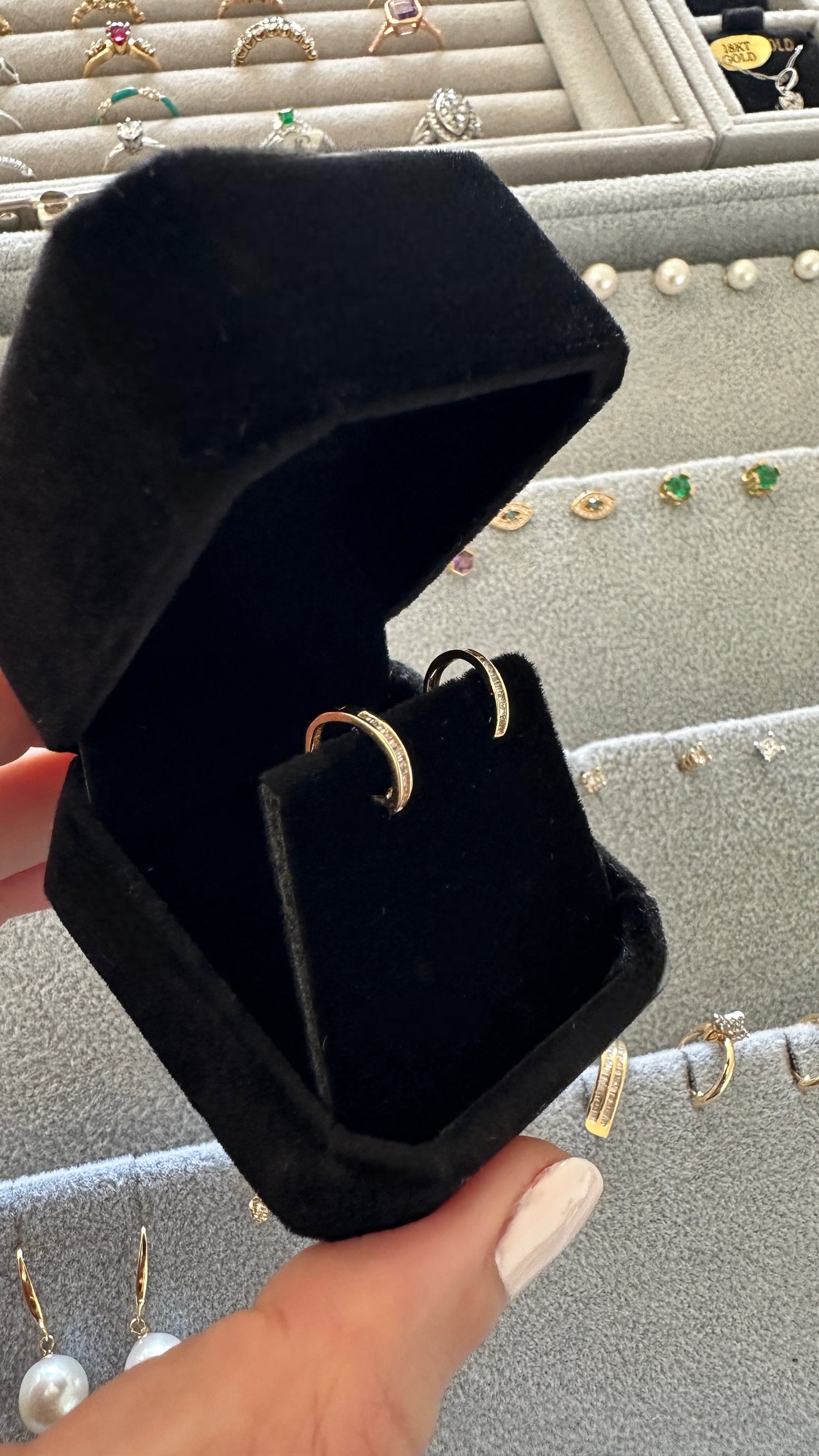 Aros oro 18k Huggies Cosmos