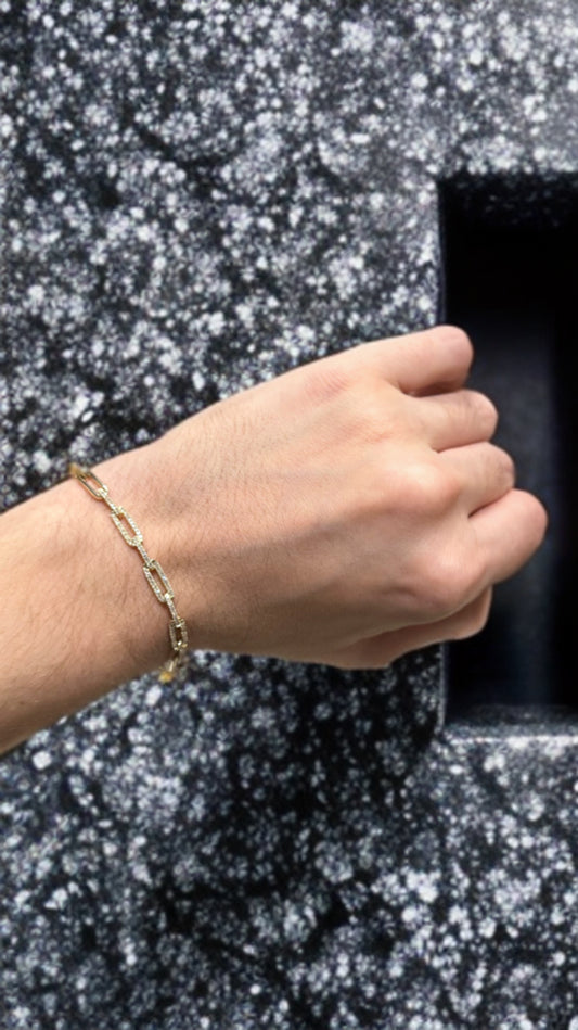 Brazalete de oro con diamantes