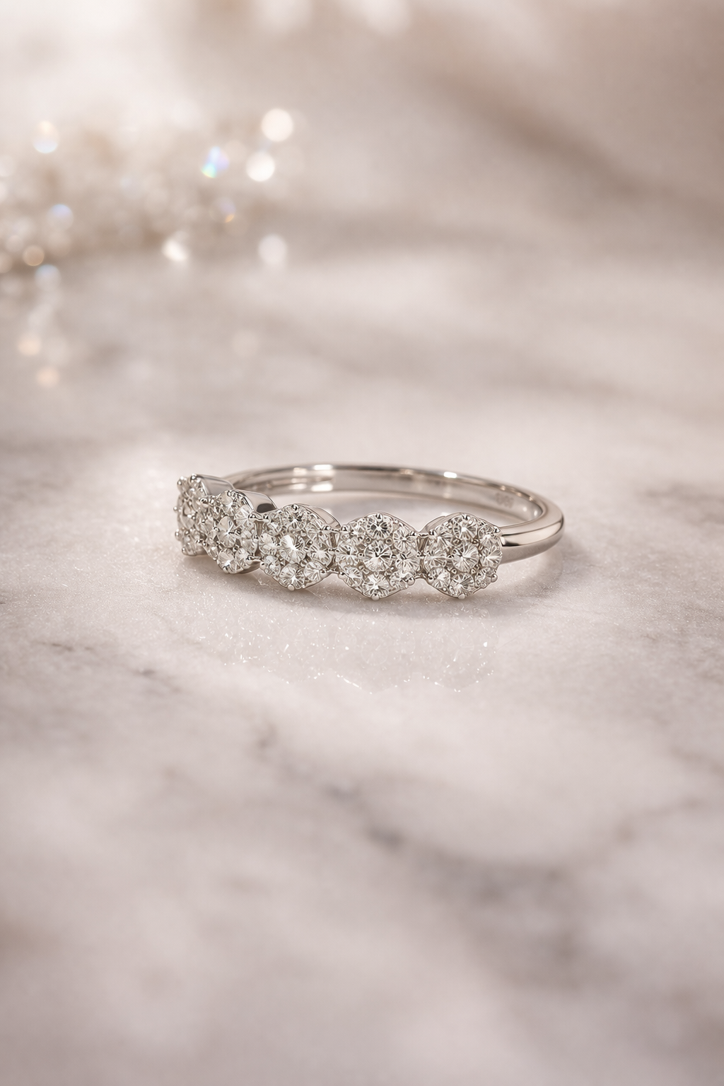 Anillo Elara