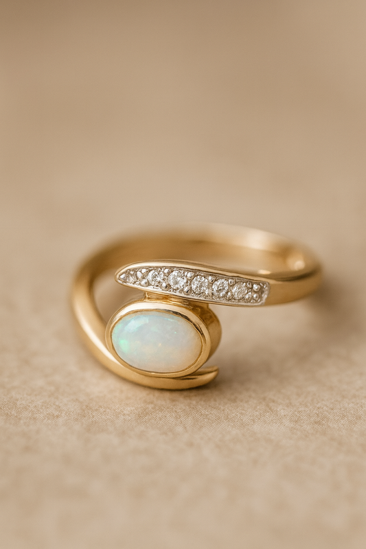 anillo-oro-amarillo-opalo-australis-diamantes-rose-joyas-opalos